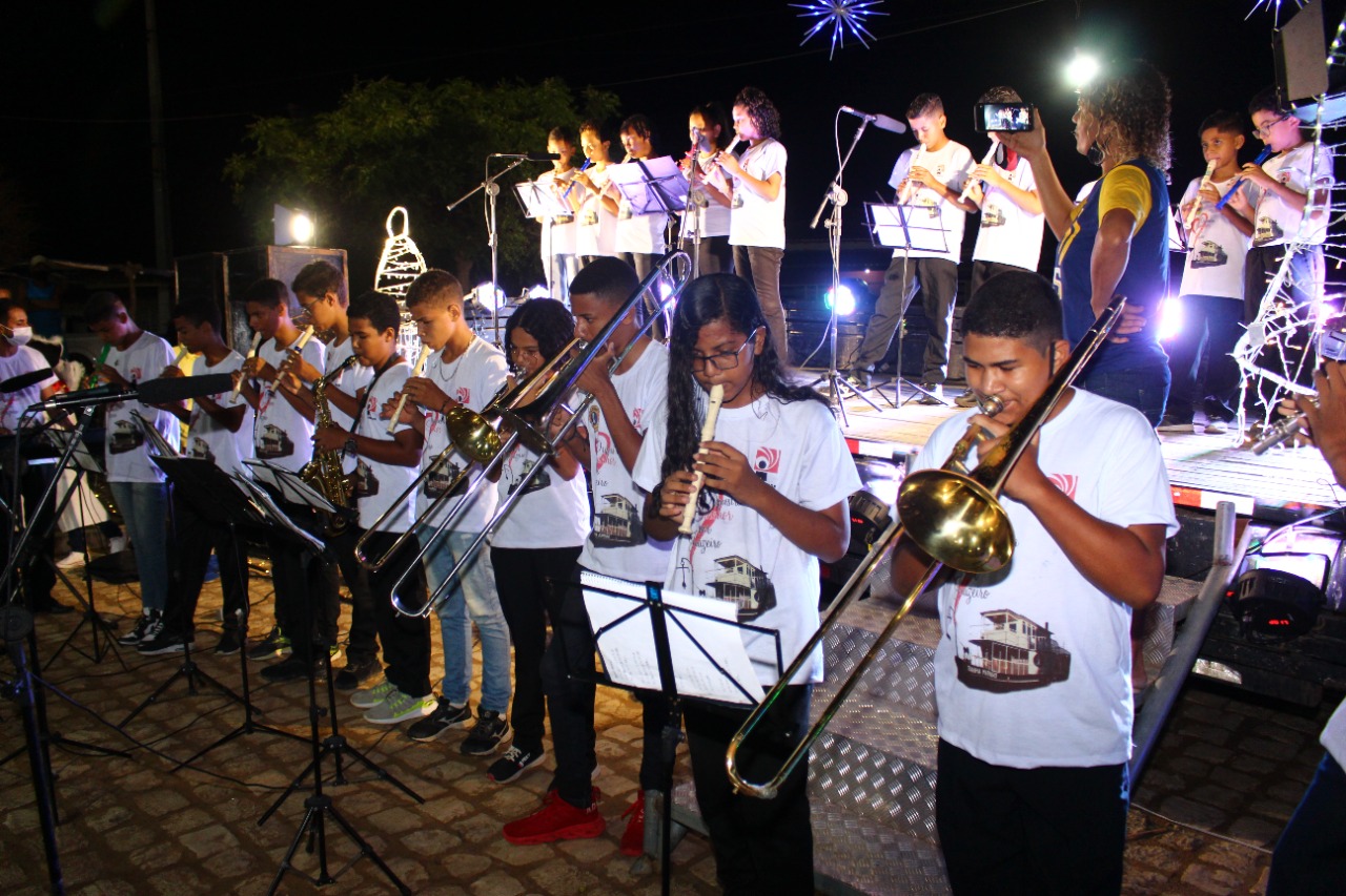 Distrito de Maniçoba é palco da terceira noite de apresentações do ‘Natal Iluminado’ da Prefeitura de Juazeiro