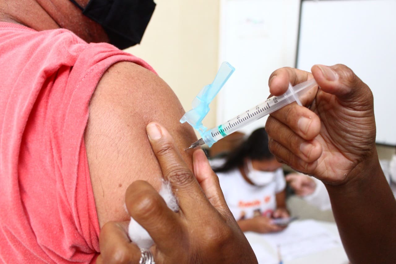 Prefeitura de Juazeiro amplia pontos de vacinação contra Covid-19 e divulga cronograma desta terça-feira