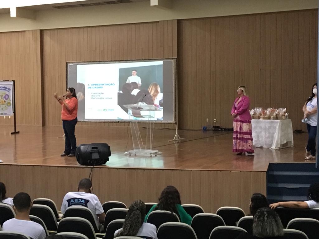 Prefeitura de Juazeiro realiza evento para discutir e refletir sobre a Educação de Jovens e Adultos