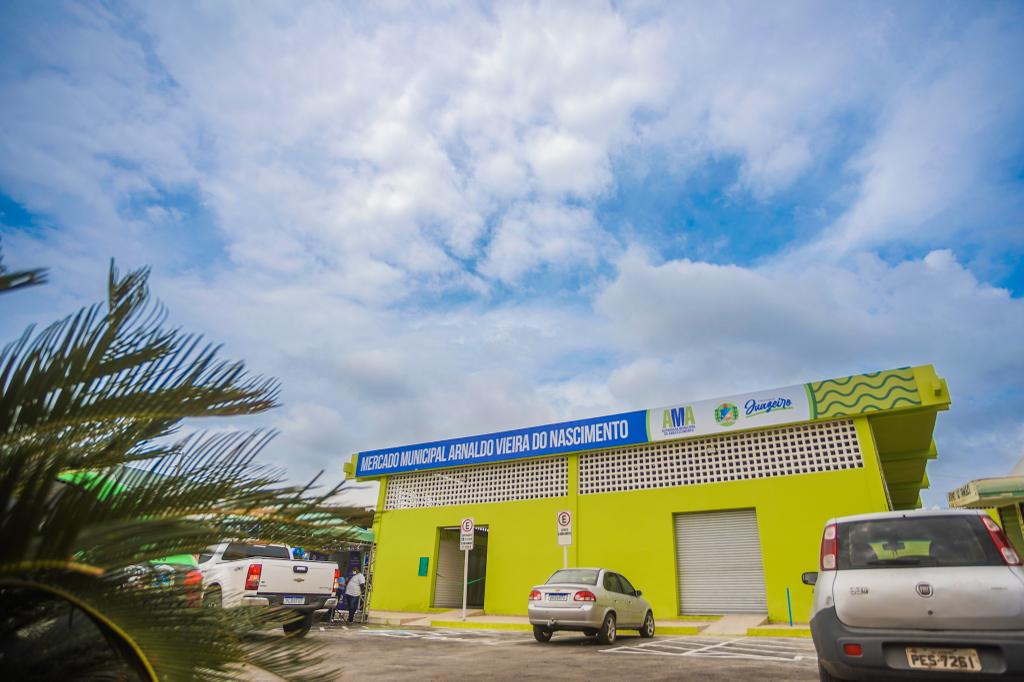 Prefeita Suzana Ramos inaugura primeira grande reforma do Mercado Arnaldo Vieira e resgata tradicionalismo do local