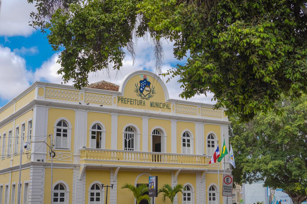 Em novo convênio, Prefeitura de Juazeiro disponibiliza cartão de crédito consignado para servidores