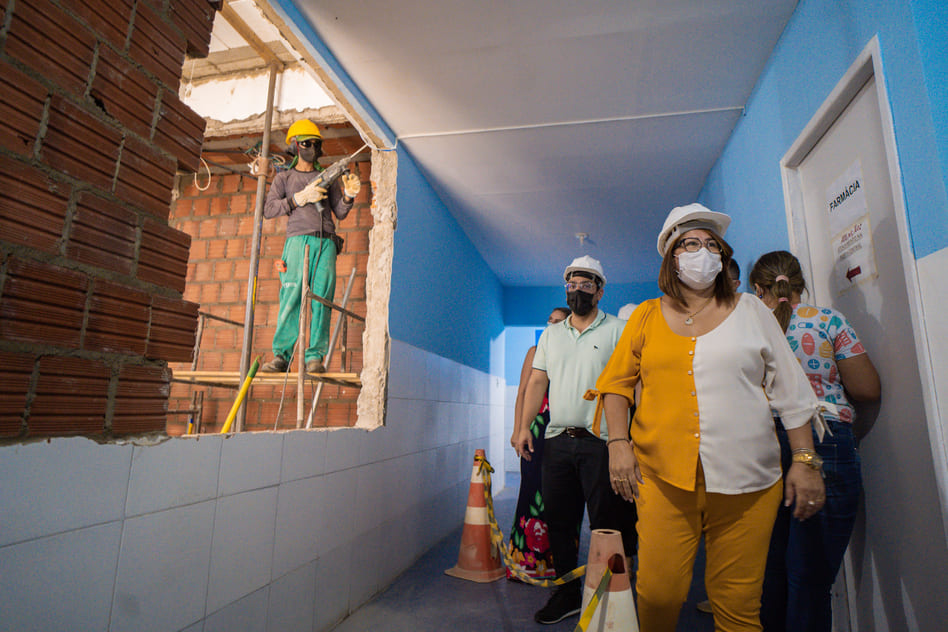 Prefeita Suzana Ramos visita obras de readequação que vão ampliar capacidade de atendimento na UPA de Juazeiro