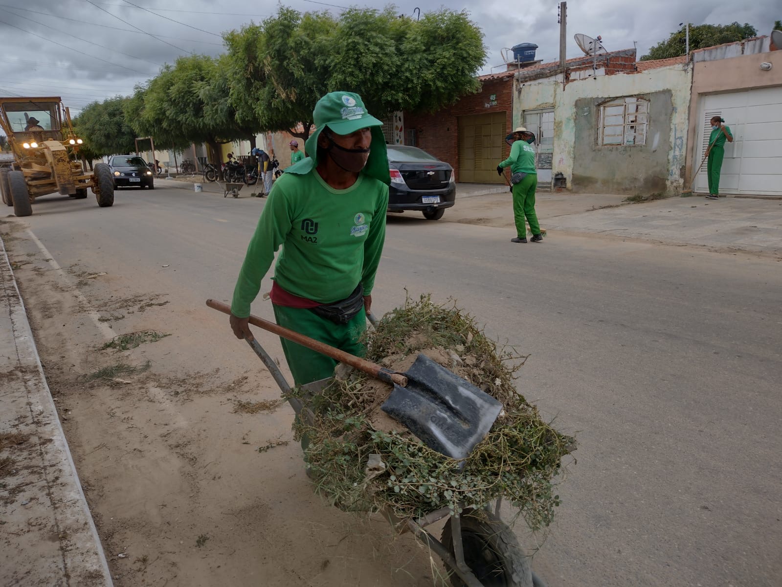 ‘Juazeiro da Gente’: Moradores do bairro Piranga I elogiam ações do programa de melhorias estruturantes e limpeza pública na comunidade