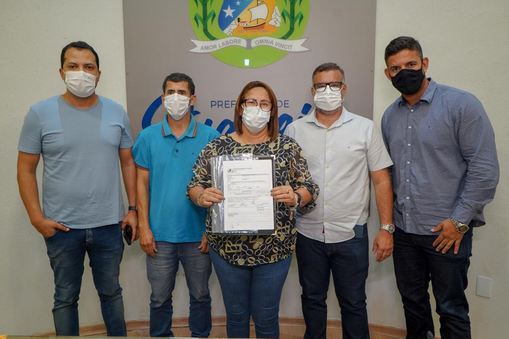 Prefeita Suzana Ramos assina Ordem de Serviço para reforma de mais três praças em Juazeiro