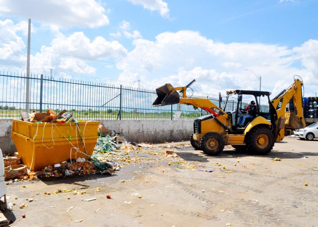 Prefeitura de Juazeiro garante reforço na limpeza do Mercado do Produtor