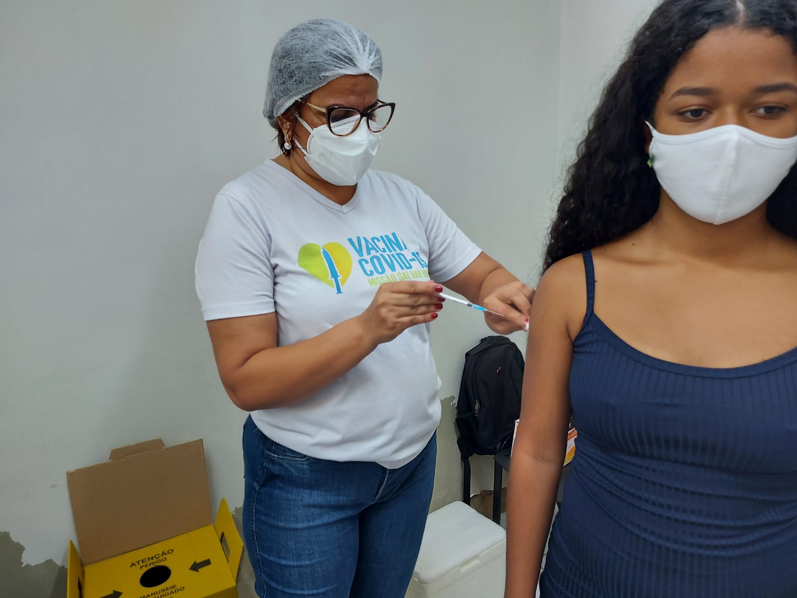 Covid-19: Prefeitura de Juazeiro aplica mais de 400 doses durante vacinação itinerante; mais de 1 mil pessoas foram imunizadas nesta quarta-feira