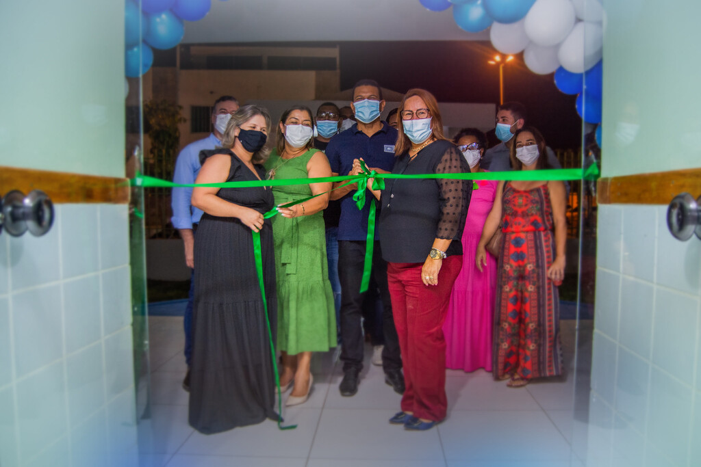 Em pouco mais de um ano de governo, Suzana Ramos entrega a 14ª escola totalmente reformada e requalificada com recursos próprios do município