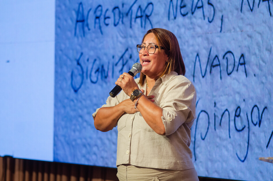 Jornada Pedagógica 2022: palestra magna traz reflexões sobre relações humanas e prefeita Suzana Ramos enaltece importância dos professores da rede municipal