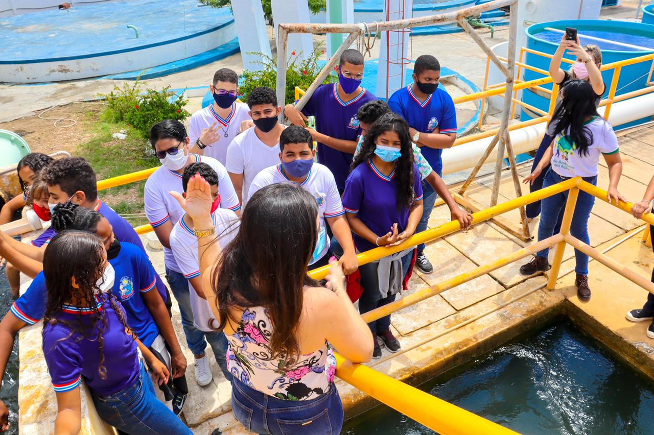 Ação educativa com estudantes marca encerramento da Semana da Água em Juazeiro