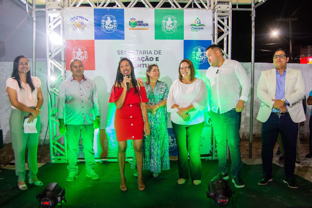 Entrega de mais duas escolas requalificadas e modernizadas pela Prefeitura de Juazeiro é marcada por sorriso e satisfação de pais e alunos