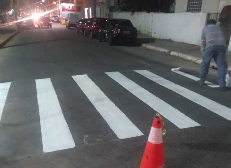 Prefeitura de Juazeiro reforça sinalização horizontal e vertical e deixa vias mais seguras e ordenadas