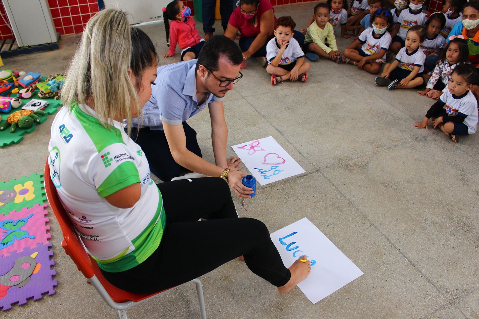 Semana do Bebê 2022: crianças da rede municipal de ensino de Juazeiro aprendem sobre inclusão social e superação com Nanny, atleta paraolímpica recordista