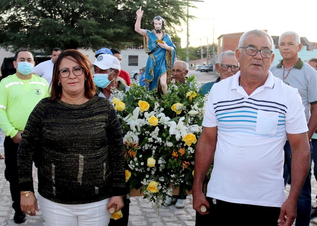 Tradição, fé, devoção e alegria marcam mais um dia de festejos em Juremal