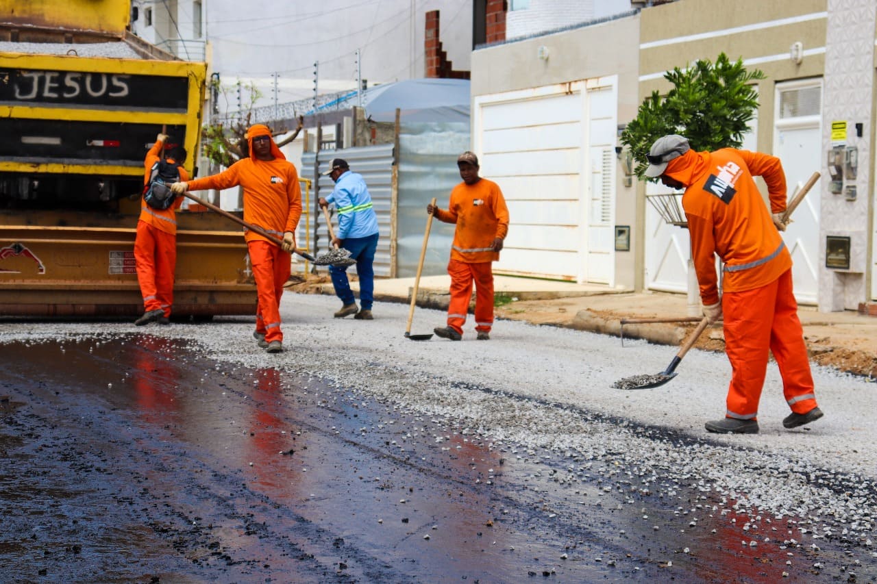 Prefeitura de Juazeiro investe em obras estruturantes para aumentar a qualidade de vida da população