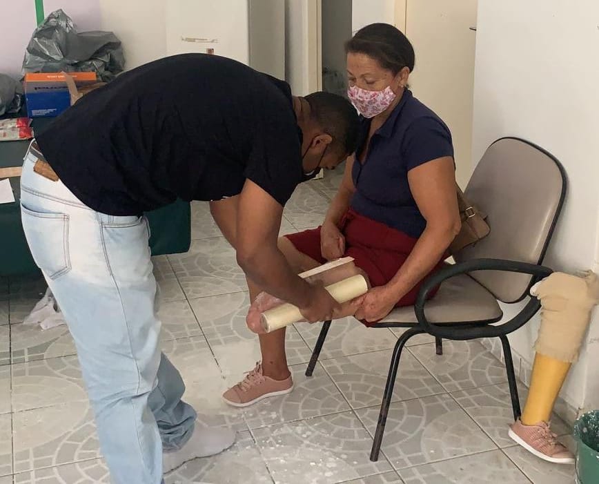 Inclusão: Pacientes com deficiência recebem novas próteses pelo Centro de Reabilitação de Juazeiro