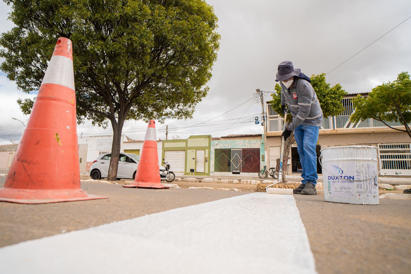Prefeitura de Juazeiro promove revitalização da sinalização horizontal na área central da cidade