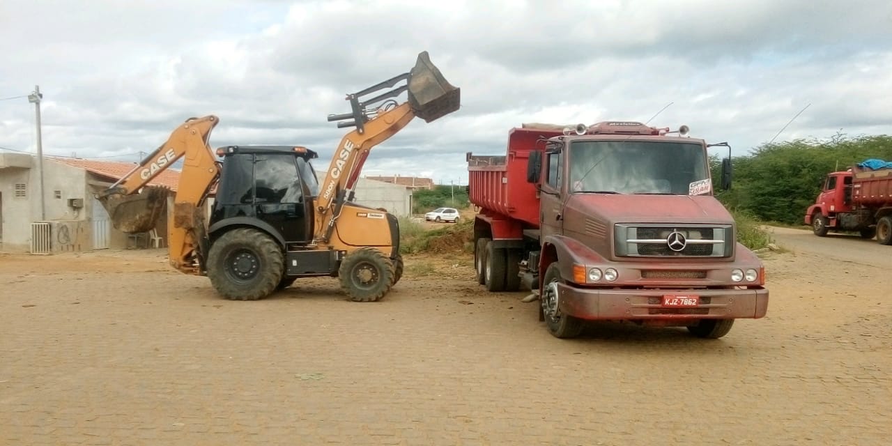 SAAE leva serviços de limpeza ao distrito de Itamotinga
