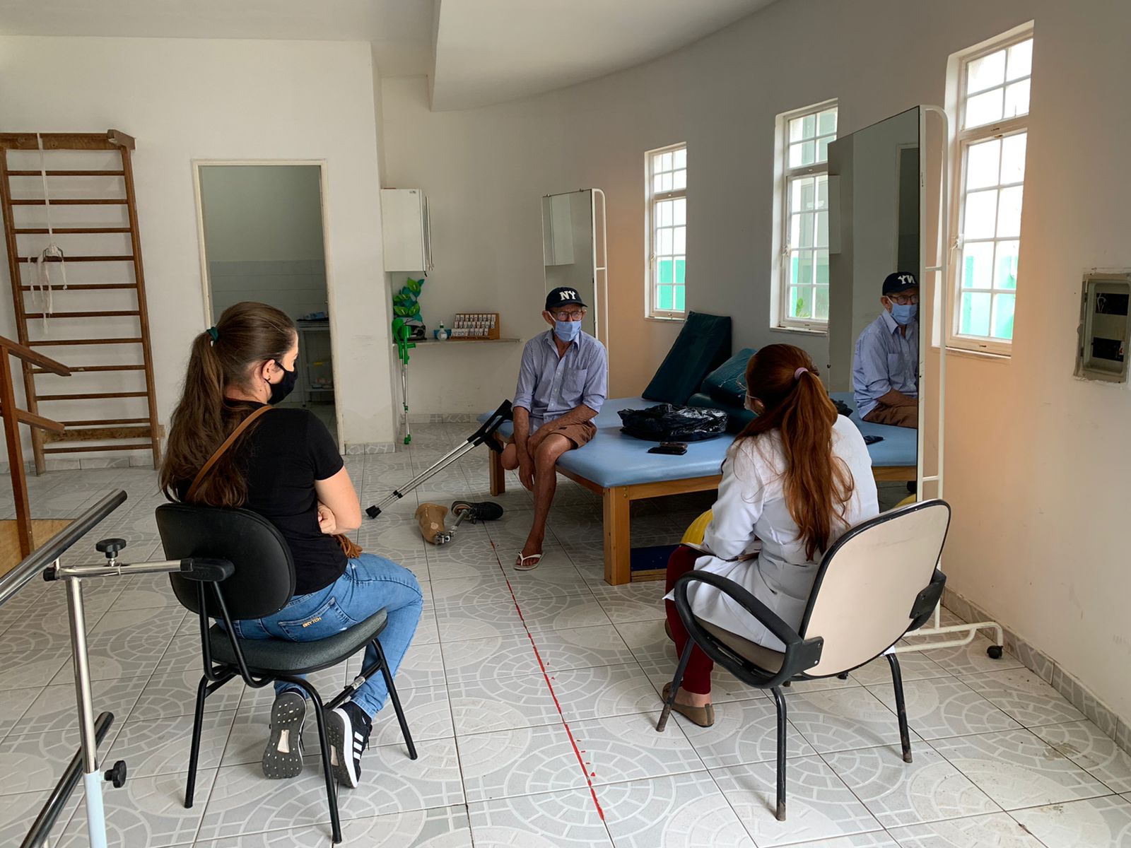 Qualidade de vida: Pacientes atendidos pelo Cerpris, em Juazeiro, relatam melhoria com reabilitação