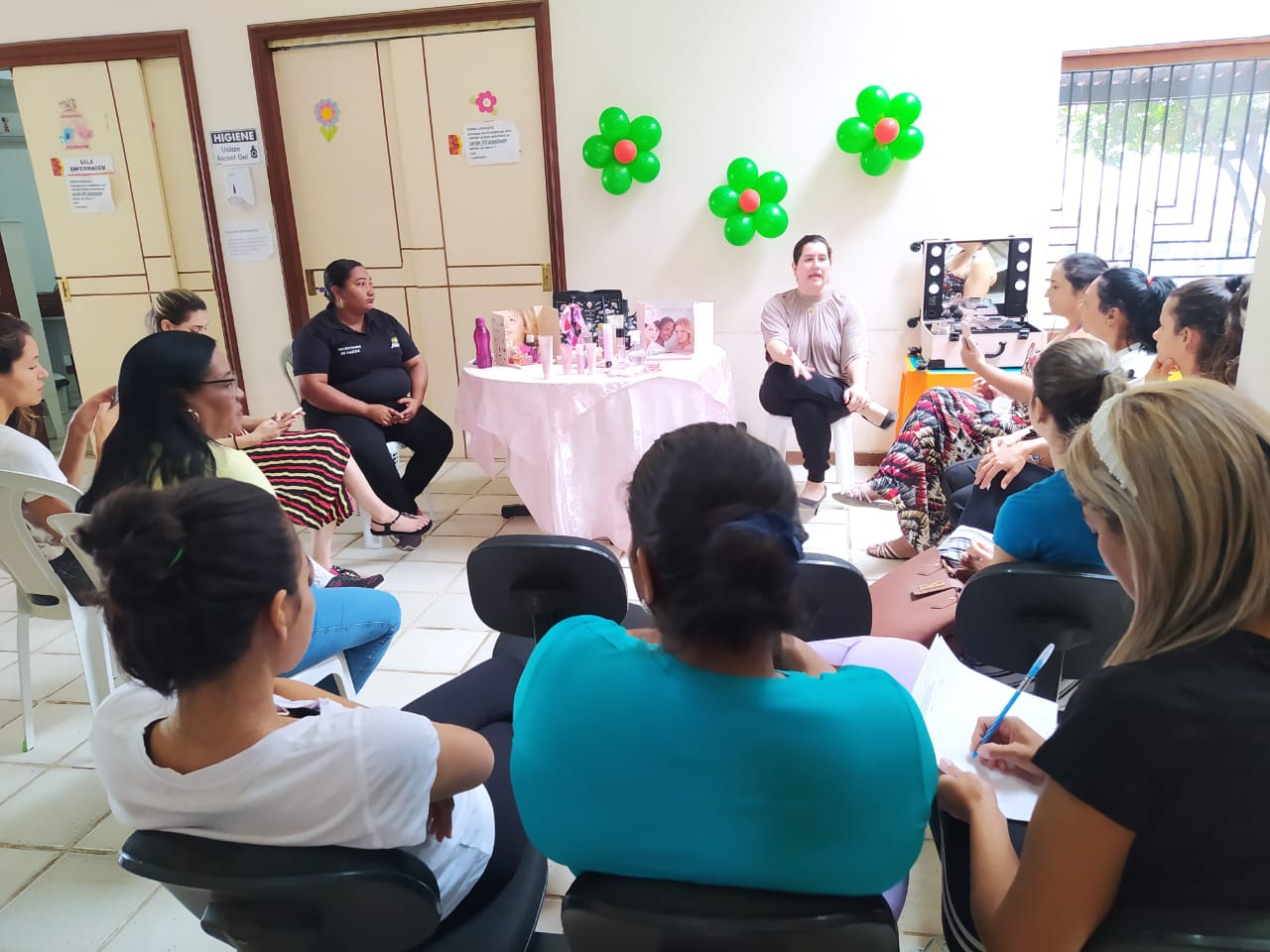 Profissionais da rede de saúde de Juazeiro participam de momento de cuidado nesta sexta-feira