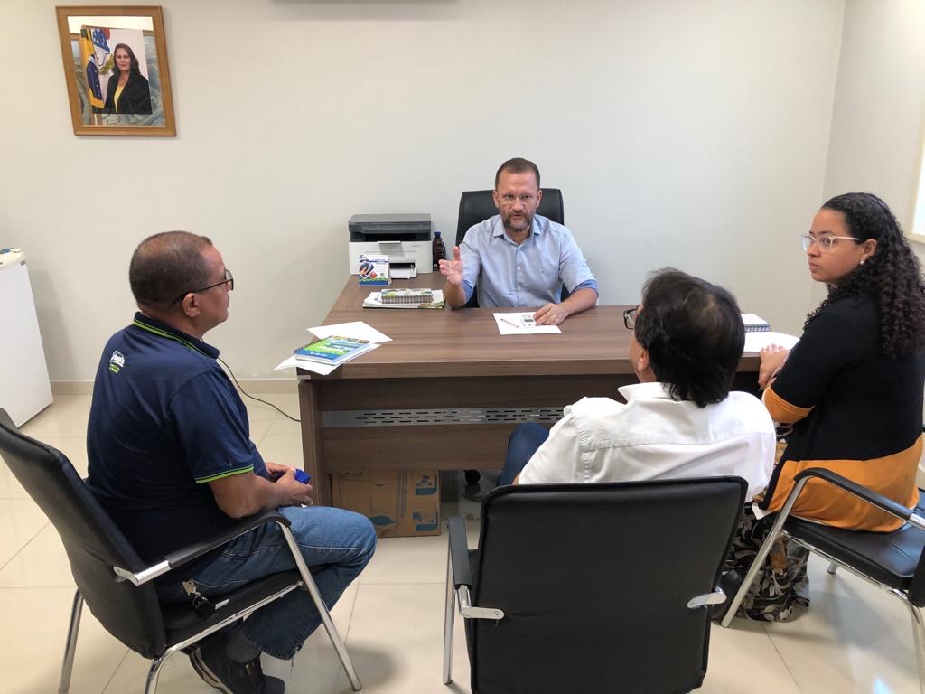 Parceria da Prefeitura de Juazeiro com Banco do Nordeste pretende facilitar abertura de crédito para comerciantes do Mercado do Produtor e feiras livres