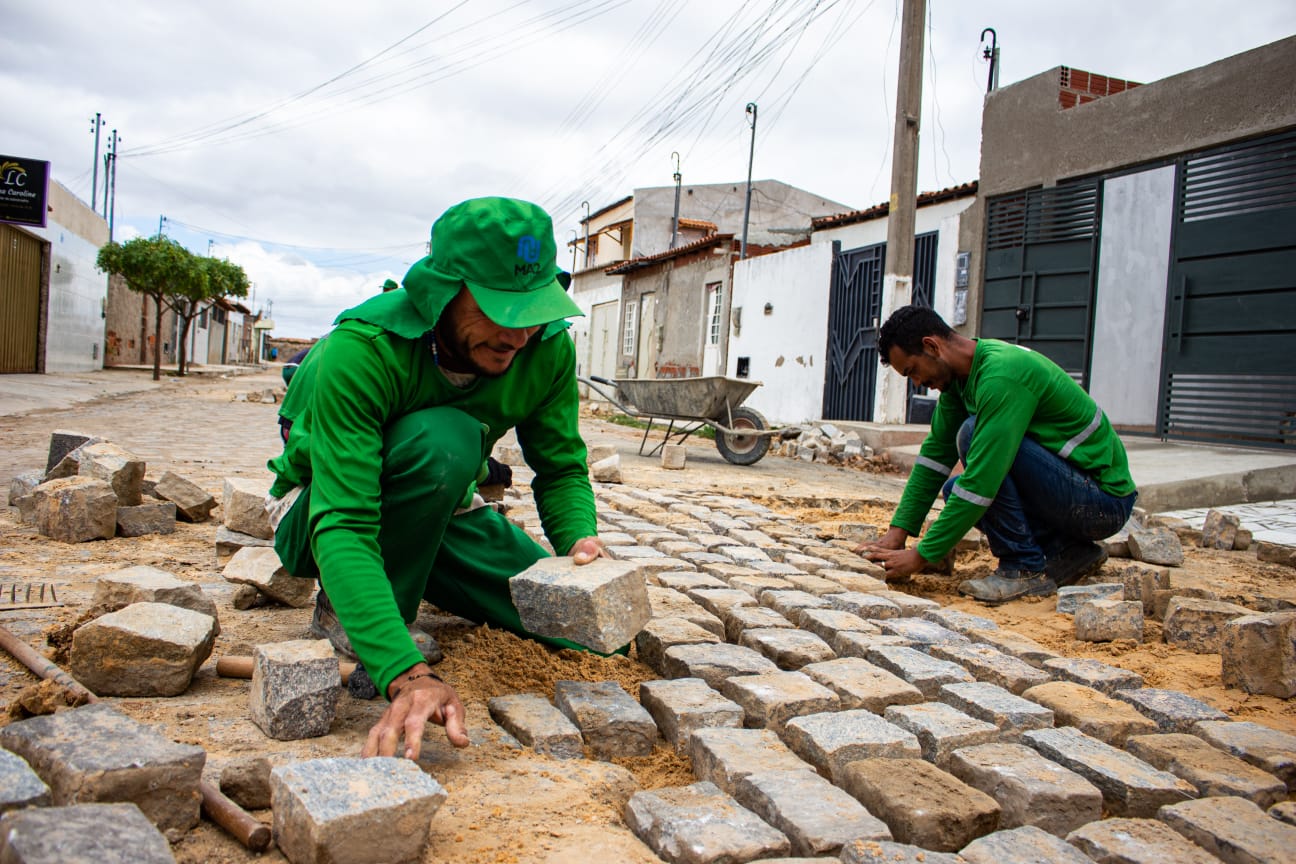 Serviços de limpeza urbana e manutenção de vias garantem organização e preservação do ambiente público em Juazeiro