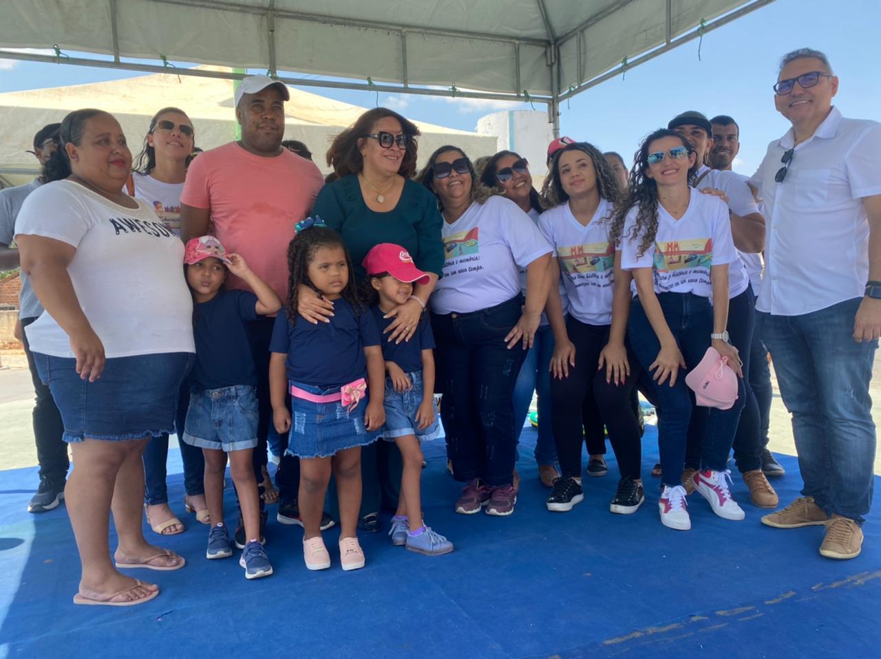 História e memória: Prefeita Suzana Ramos prestigia desfiles cívicos alusivos à Independência do Brasil no distrito de Carnaíba do Sertão