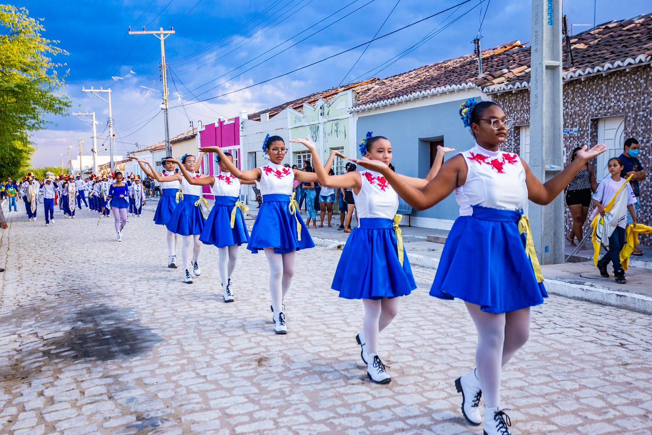 Desfile cívico realizado em Juremal emociona e comunidade celebra: “nossa cultura estava se perdendo e agora foi resgatada”