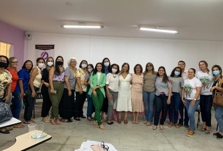Prefeitura de Juazeiro alinha ações para reforçar assistências às mulheres vítimas de violência no município