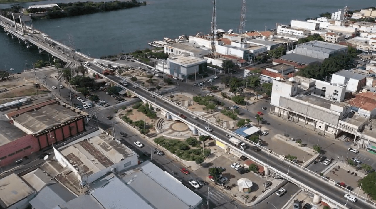 Prefeita Suzana Ramos comemora publicação do edital da Travessia Urbana, maior obra da história de Juazeiro
