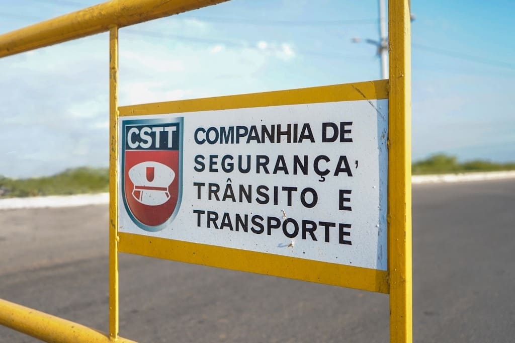 Prefeitura de Juazeiro informa interdição no trânsito no Santo Antônio para ações emergenciais contra transtornos causados pelas chuvas na Rua Toufic Khoury