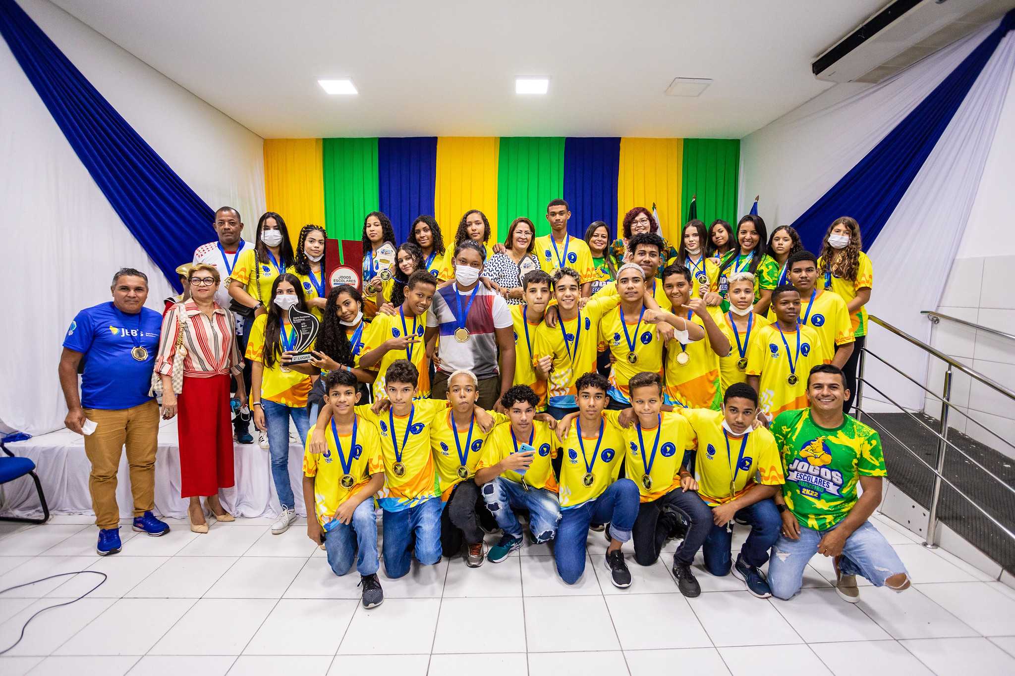 Com presença da Prefeita Suzana Ramos, cerimônia de homenagem aos atletas e comissões técnicas que representaram Juazeiro nos Jogos Escolares Brasileiros de 2022 é marcada por valorização e reconhecimento da gestão municipal