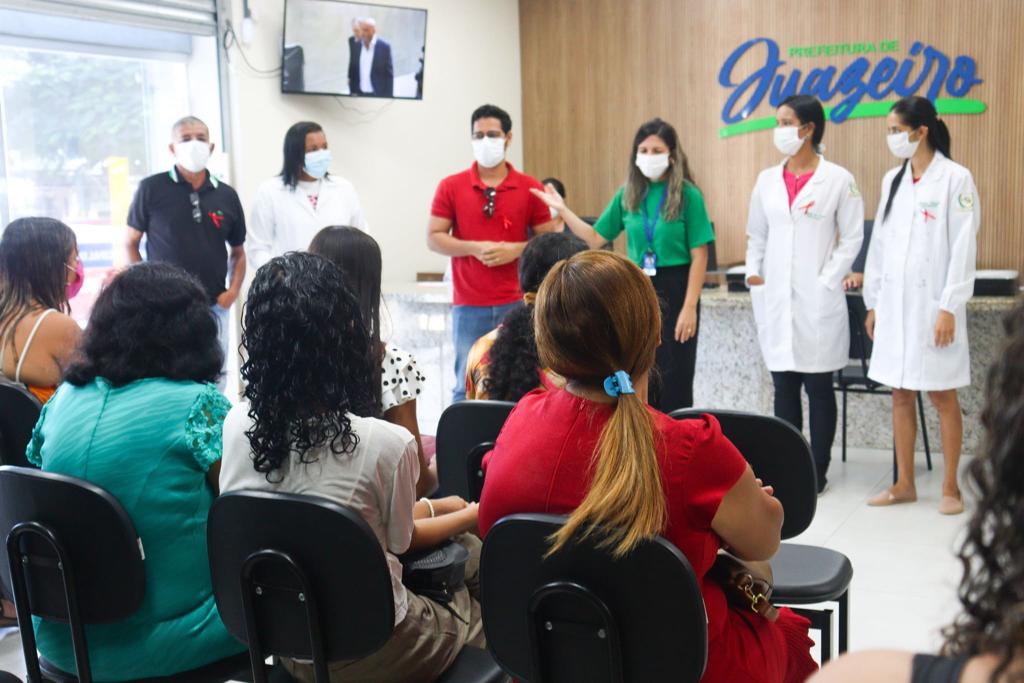 Dezembro Vermelho: Prefeitura faz testes rápidos e palestras sobre Infecções Sexualmente Transmissíveis na Policlínica Municipal