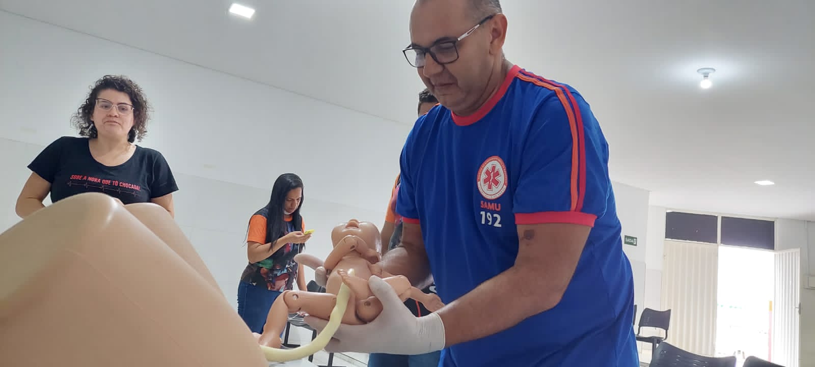 Socorristas do Samu de Juazeiro recebem qualificação para atendimento de urgência e emergência em trabalho de parto