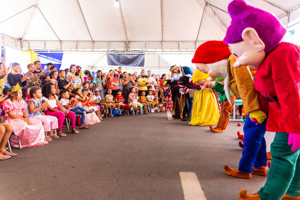 “Tendas da Educação”: Com atividades lúdicas e muita música, pequenos foliões terão diversão garantida no Carnaval de Juazeiro