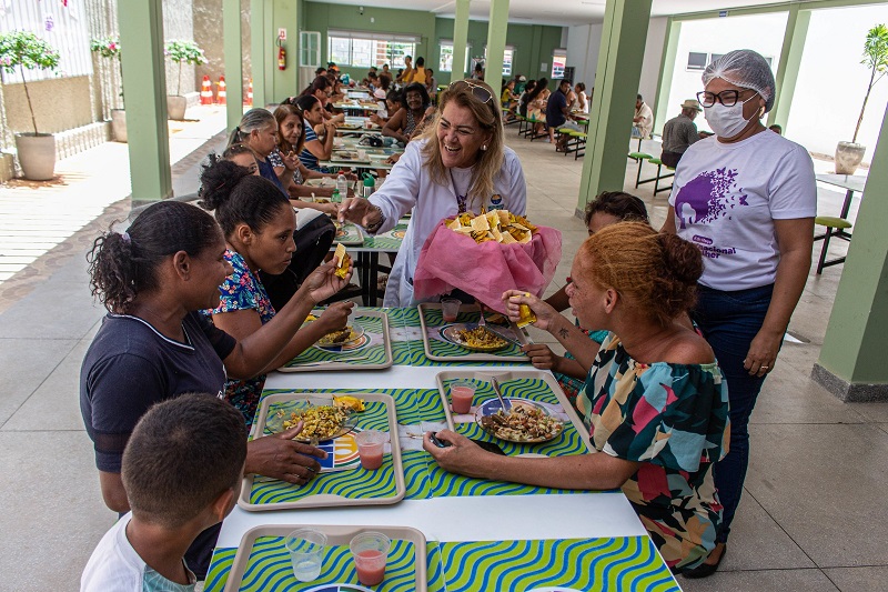 Usuárias do Restaurante Popular são homenageadas pela Prefeitura de Juazeiro