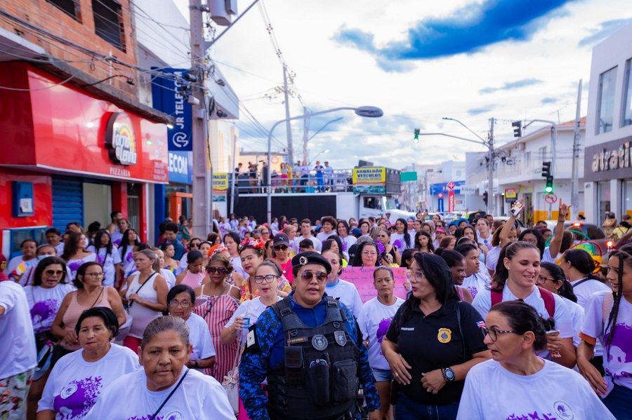 Prefeita Suzana Ramos celebra o Dia Internacional da Mulher com grande caminhada de mobilização