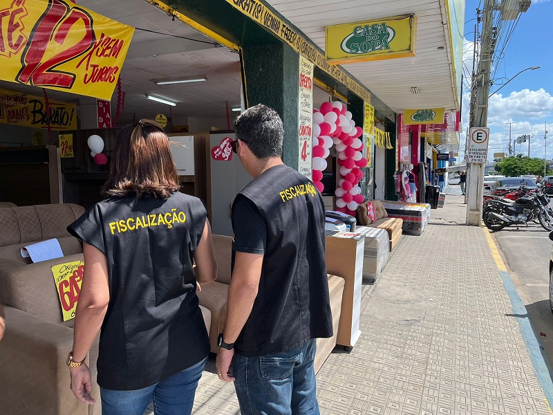 Prefeitura de Juazeiro segue intensificando fiscalização em combate a obstrução de calçadas