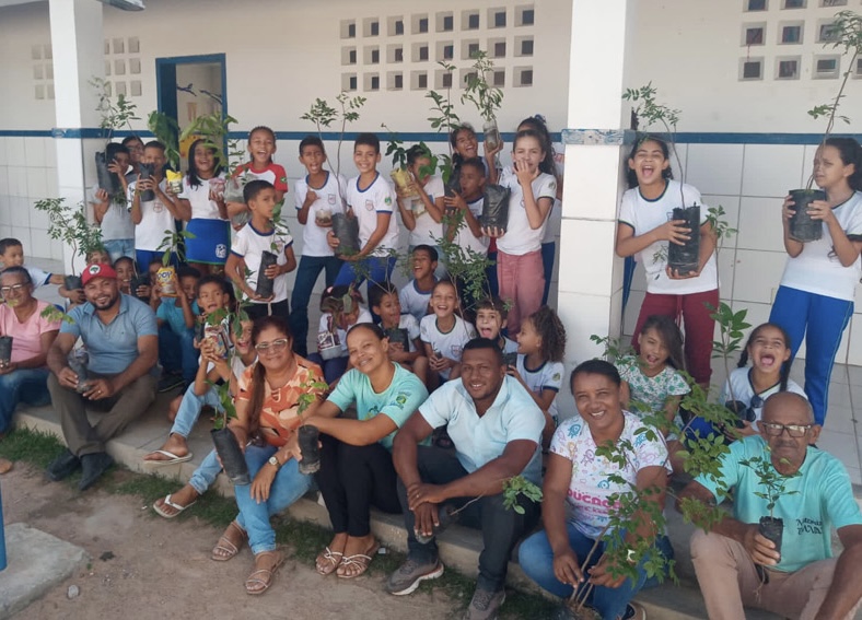 Ações de incentivo à práticas ecológicas movimentam escola no interior de Juazeiro