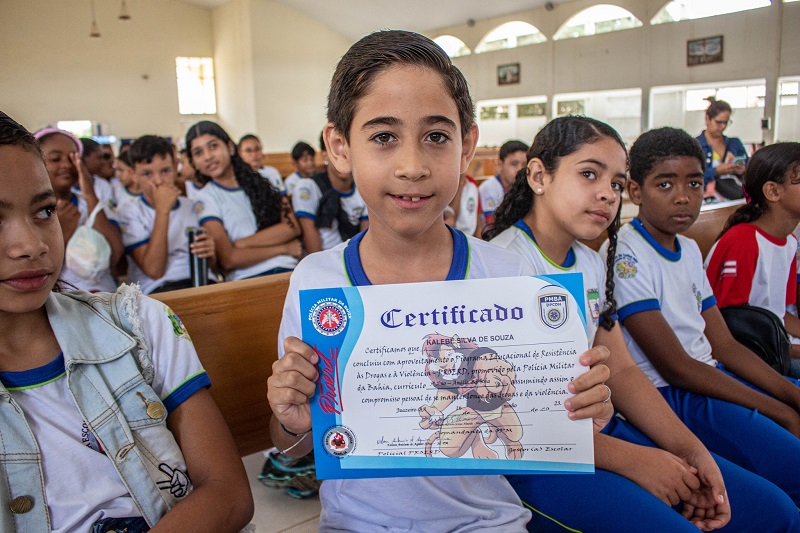 Estudantes de Juazeiro participam de solenidade de formatura do Proerd