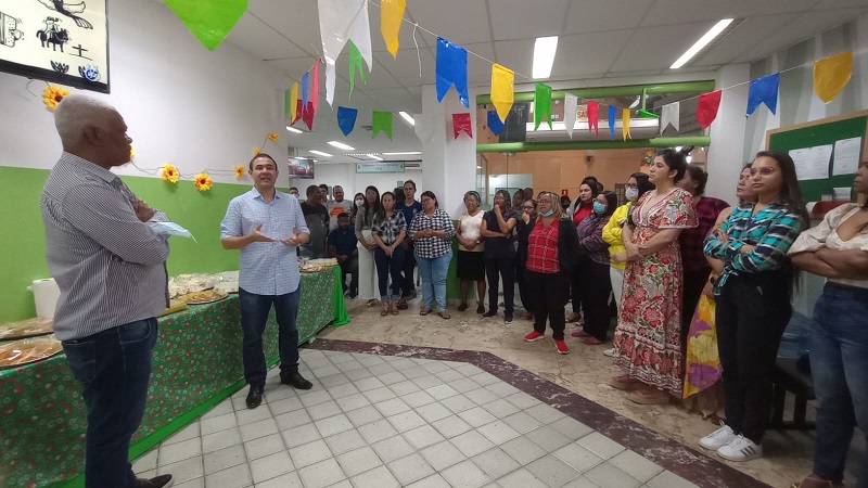 População é recebida com café junino na Secretaria de Saúde de Juazeiro