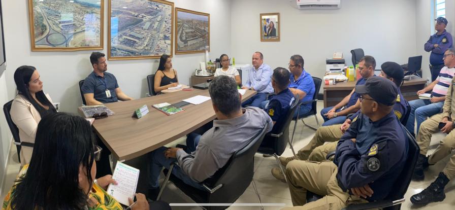 Ordenamento da área externa do Mercado do Produtor é pauta de reunião realizada pela Prefeitura de Juazeiro