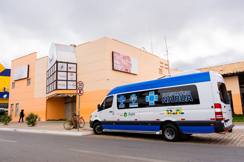 Cuidado e dignidade: Gestão Suzana Ramos entrega Consultório de Rua para população