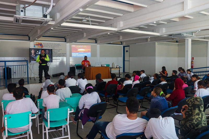 Semana da Juventude: palestras sobre educação no trânsito e segurança nas escolas integraram a programação desta quarta
