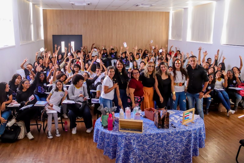 Escola da rede municipal de ensino de Juazeiro realiza aulão e prepara estudantes para avaliação do Saeb 2023