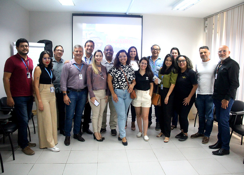 Prefeitura de Juazeiro participa de reunião sobre a 3ª edição do Festival Gastronômico Sabores de Juazeiro no Sebrae 