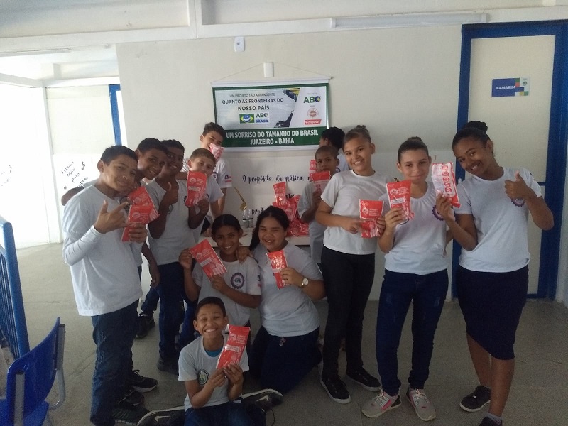 Um Sorriso do Tamanho do Brasil: em parceria com a Prefeitura de Juazeiro programa já atendeu cerca de 400 crianças