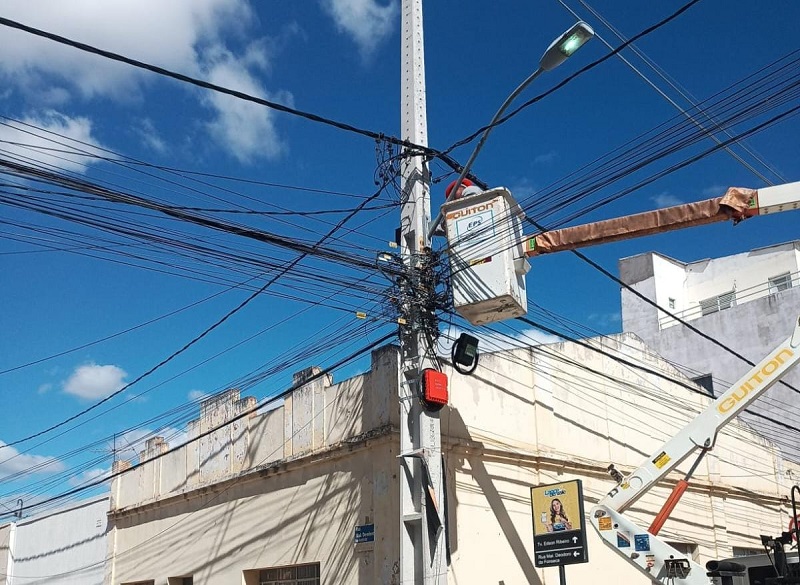 Disk Luz: Prefeitura de Juazeiro segue avançando com os serviços de manutenção e ampliação da iluminação pública na sede e interior