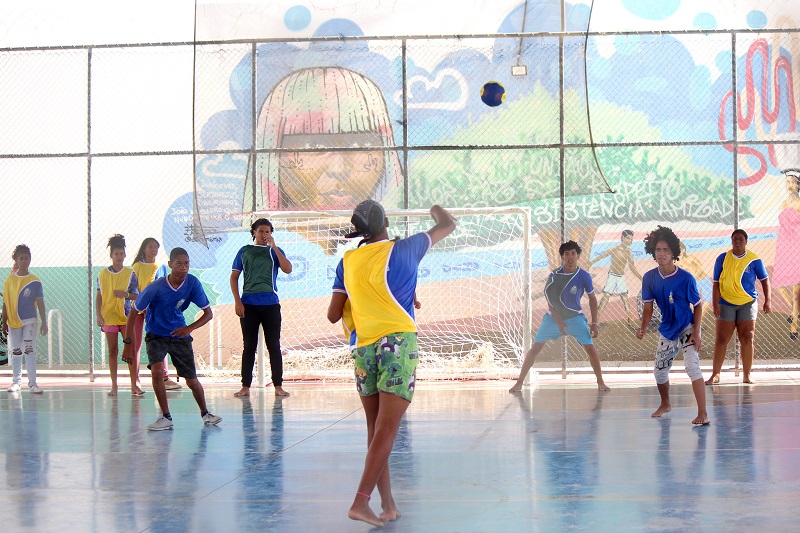 Prefeitura de Juazeiro oferta orientações e práticas esportivas durante programação da Semana da Juventude