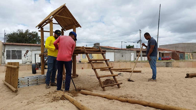 Paisagismo: Praça do Tabuleiro recebe intervenção paisagística da Prefeitura de Juazeiro