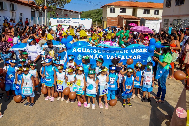 Desfiles cívicos movimentam estudantes da rede municipal de ensino da sede e interior de Juazeiro